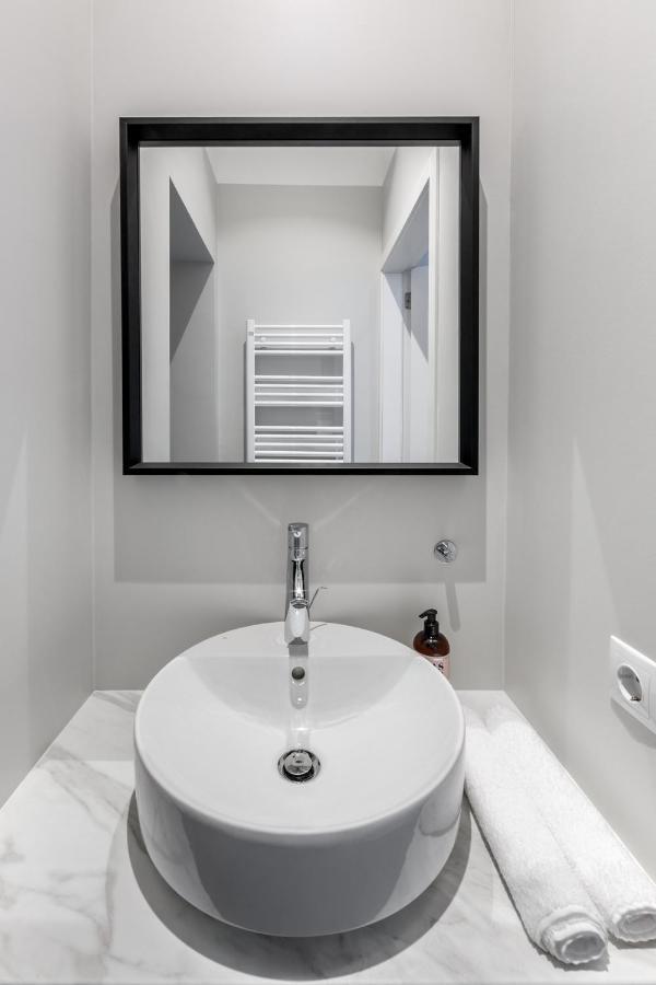 Laisves Ave. Apartments Kaunas Exterior photo